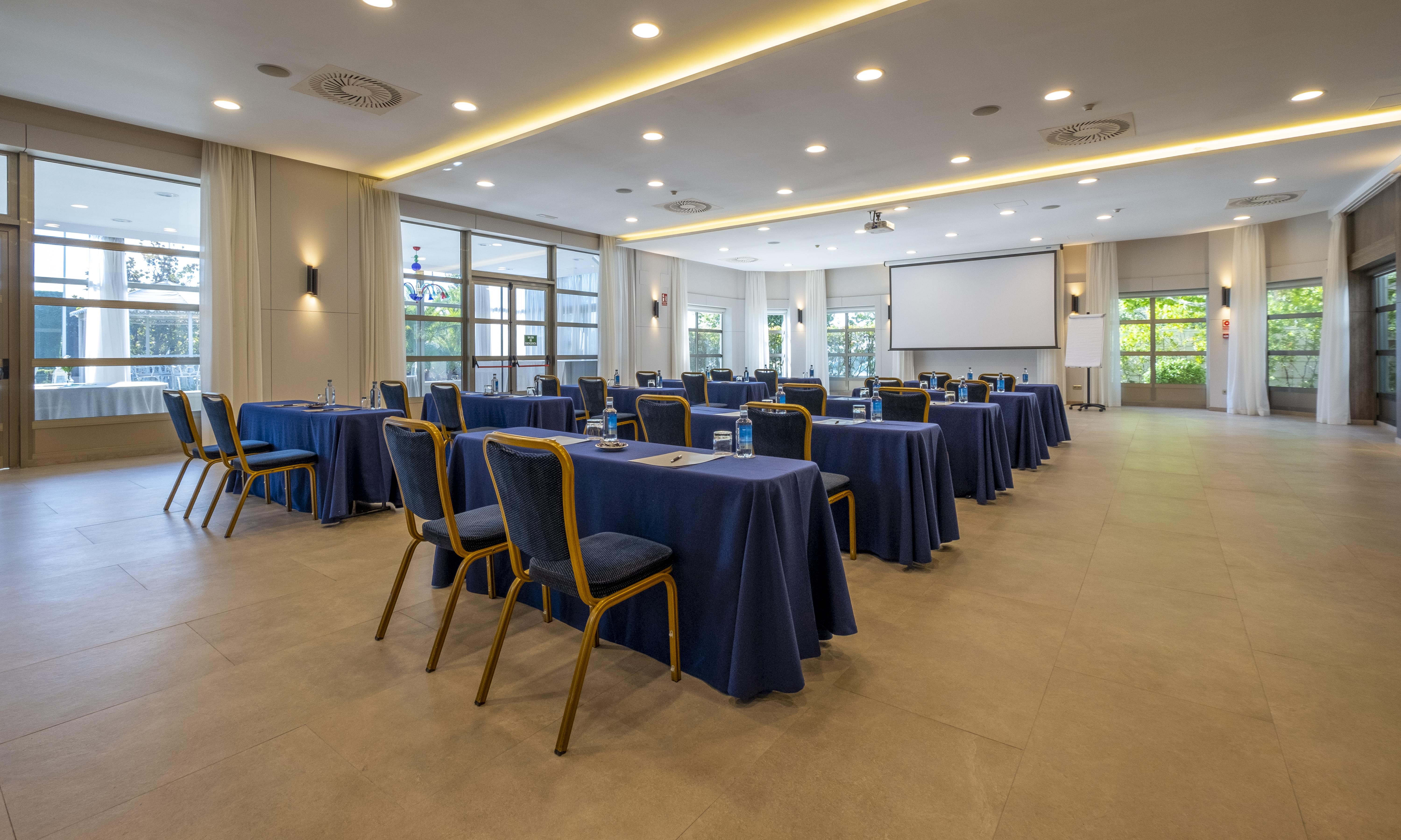 Hotel Attica21 Las Rozas Bagian luar foto