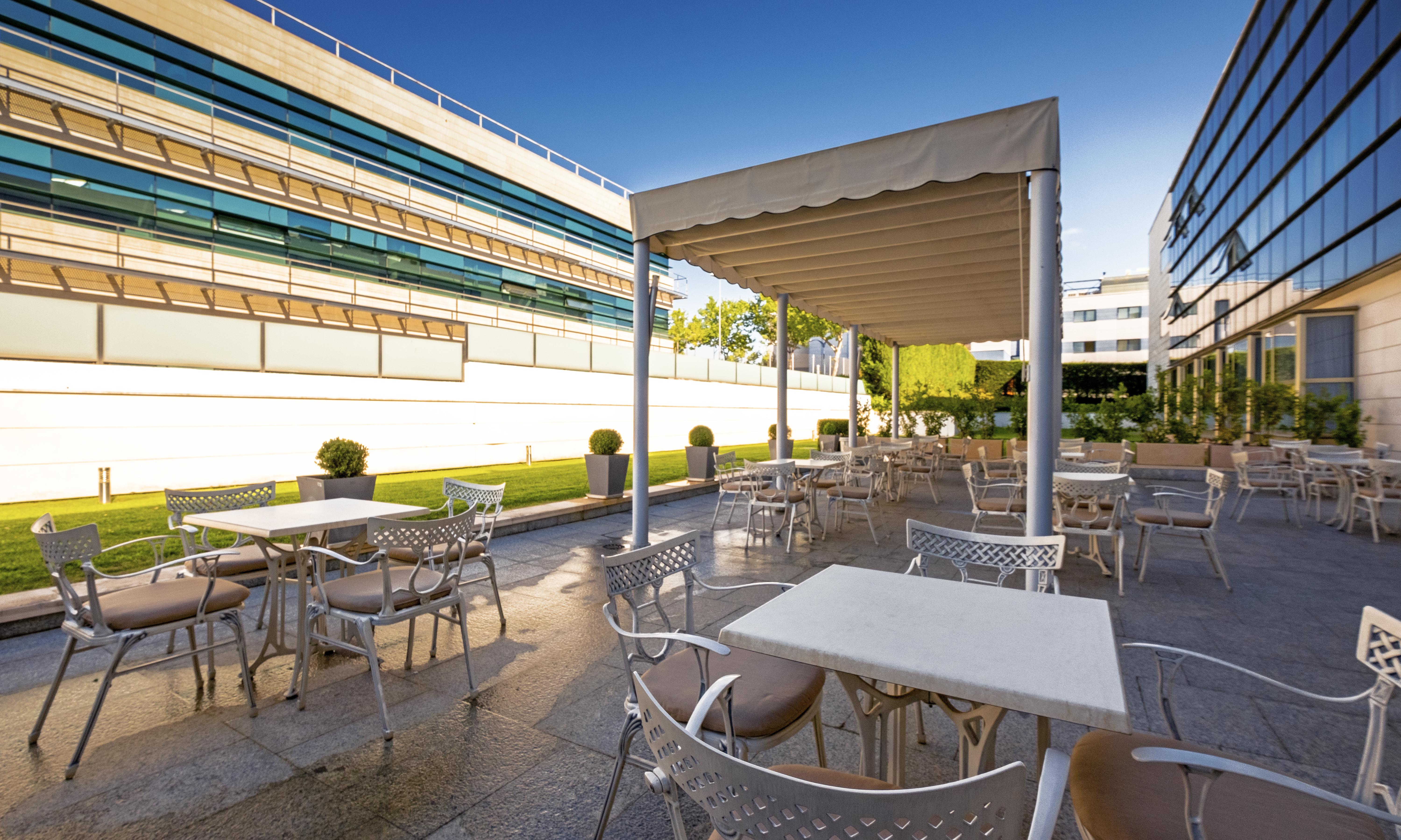 Hotel Attica21 Las Rozas Bagian luar foto