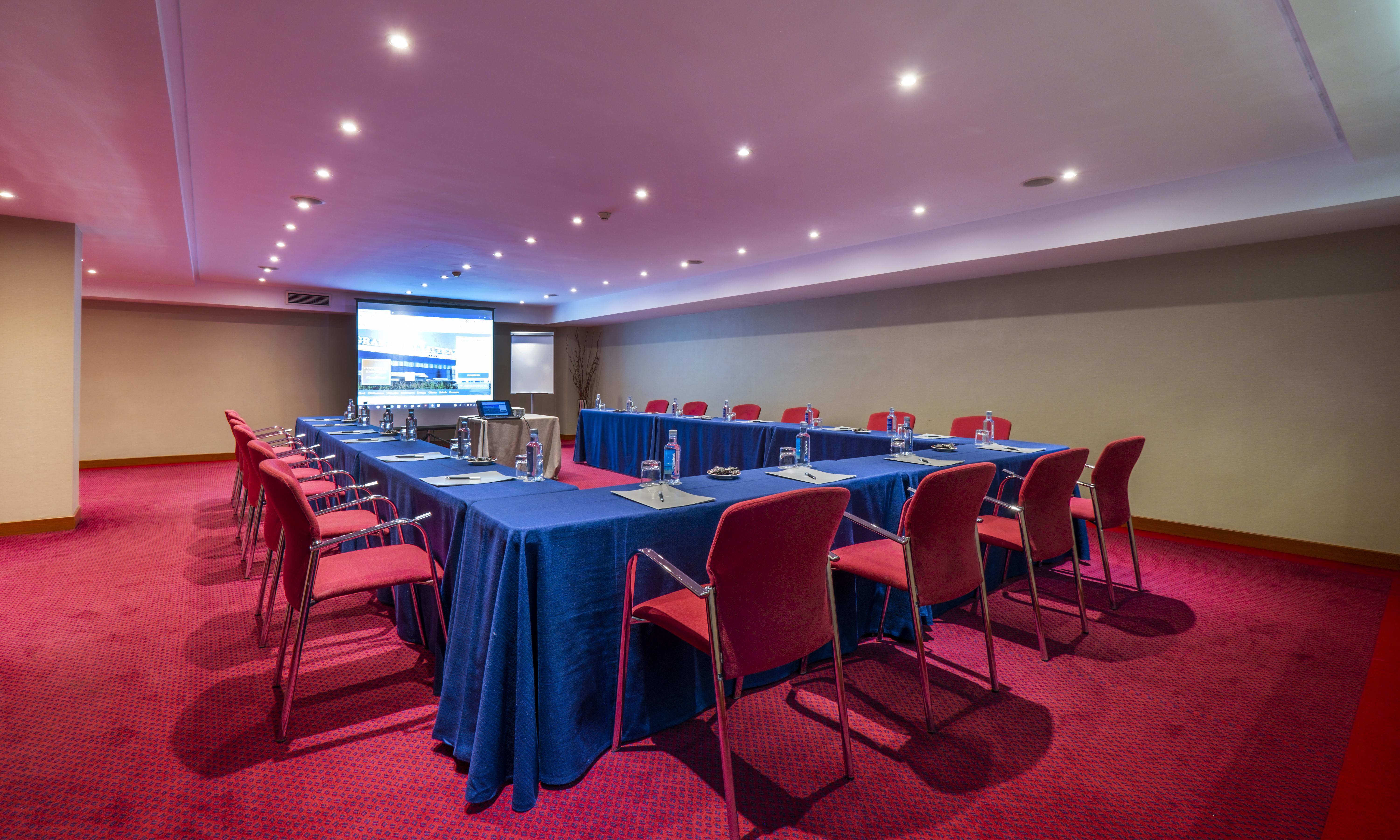 Hotel Attica21 Las Rozas Bagian luar foto