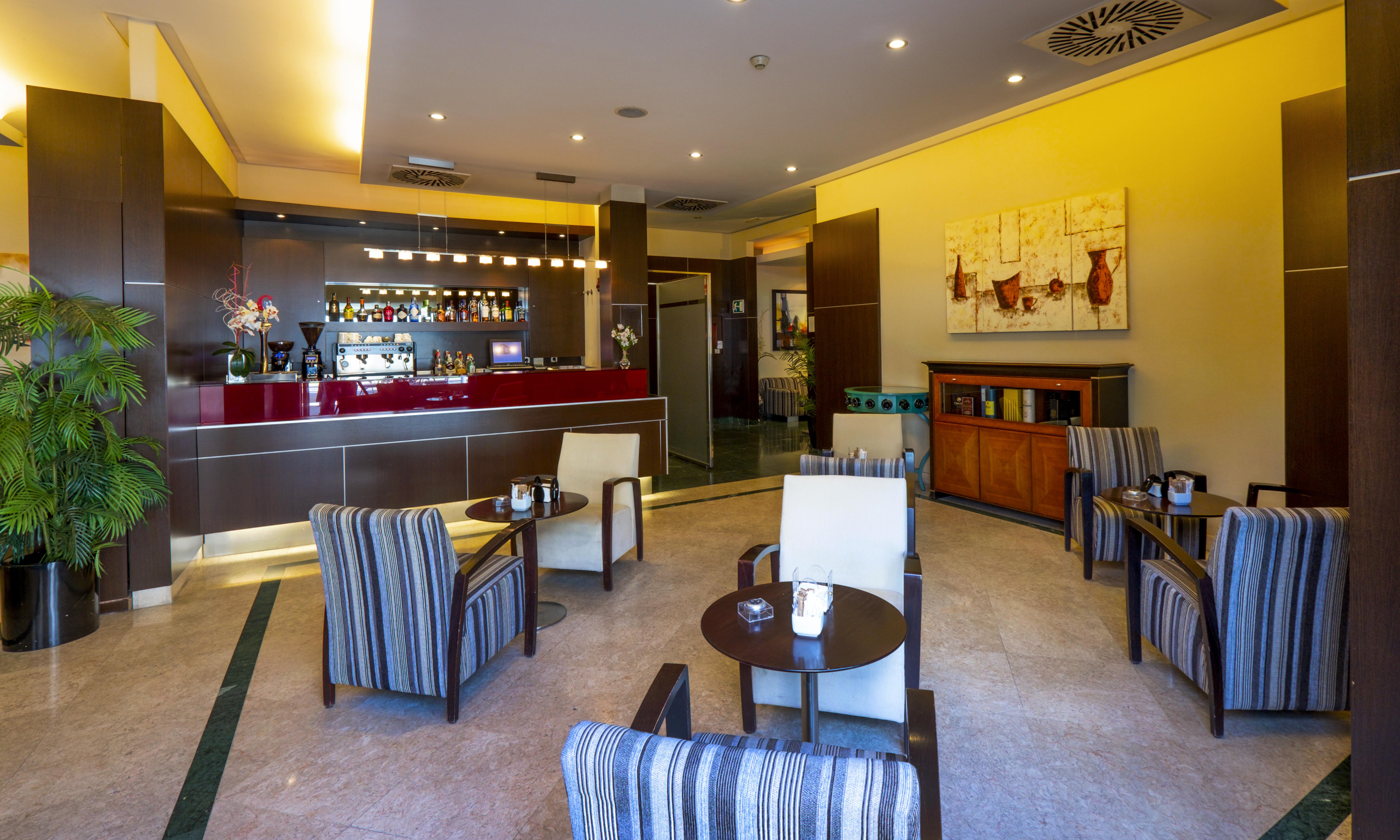 Hotel Attica21 Las Rozas Bagian luar foto